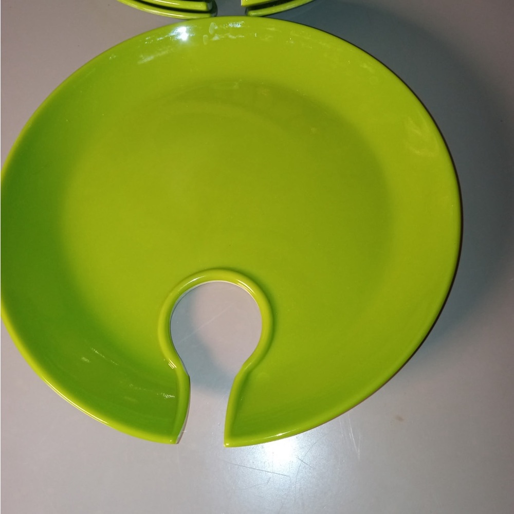 Allen + Roth Set of 5 Appetizer plates with wine holder